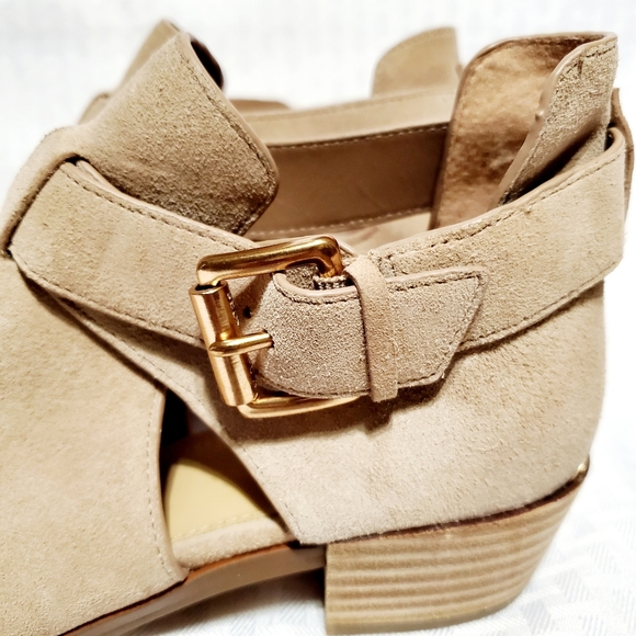 MICHAEL KORS Mercer Buckled Khaki Suede Leather Ankle Boots Size 7 - Picture 8 of 16